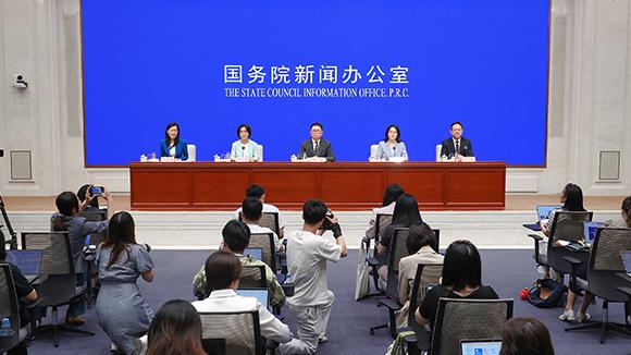 张本智和模仿樊振东模仿姆巴佩