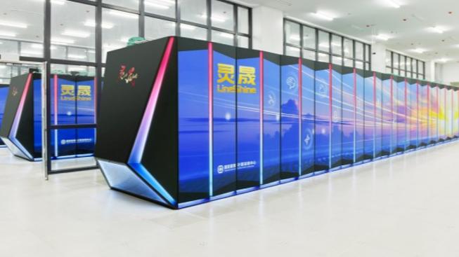 每日经济新闻