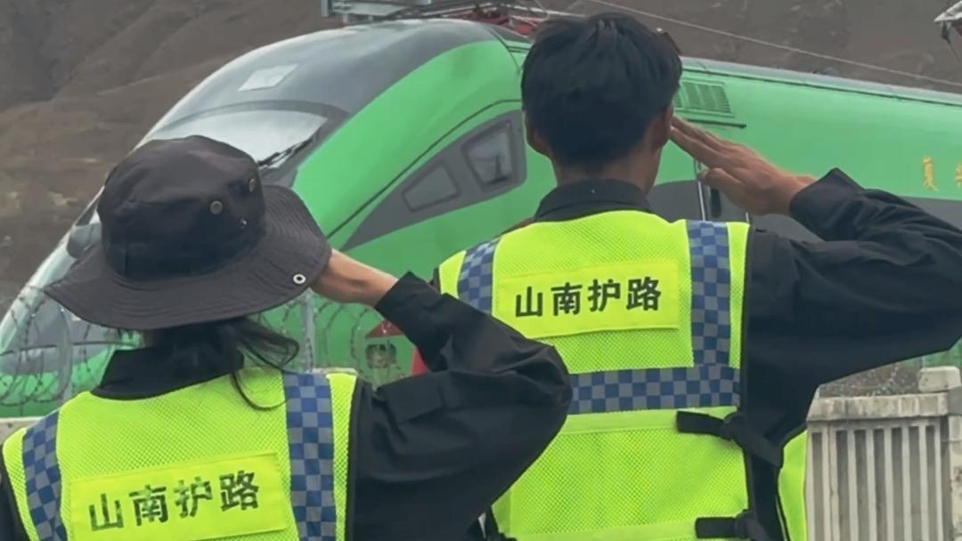 杨幂治好了我的犯错羞耻症
