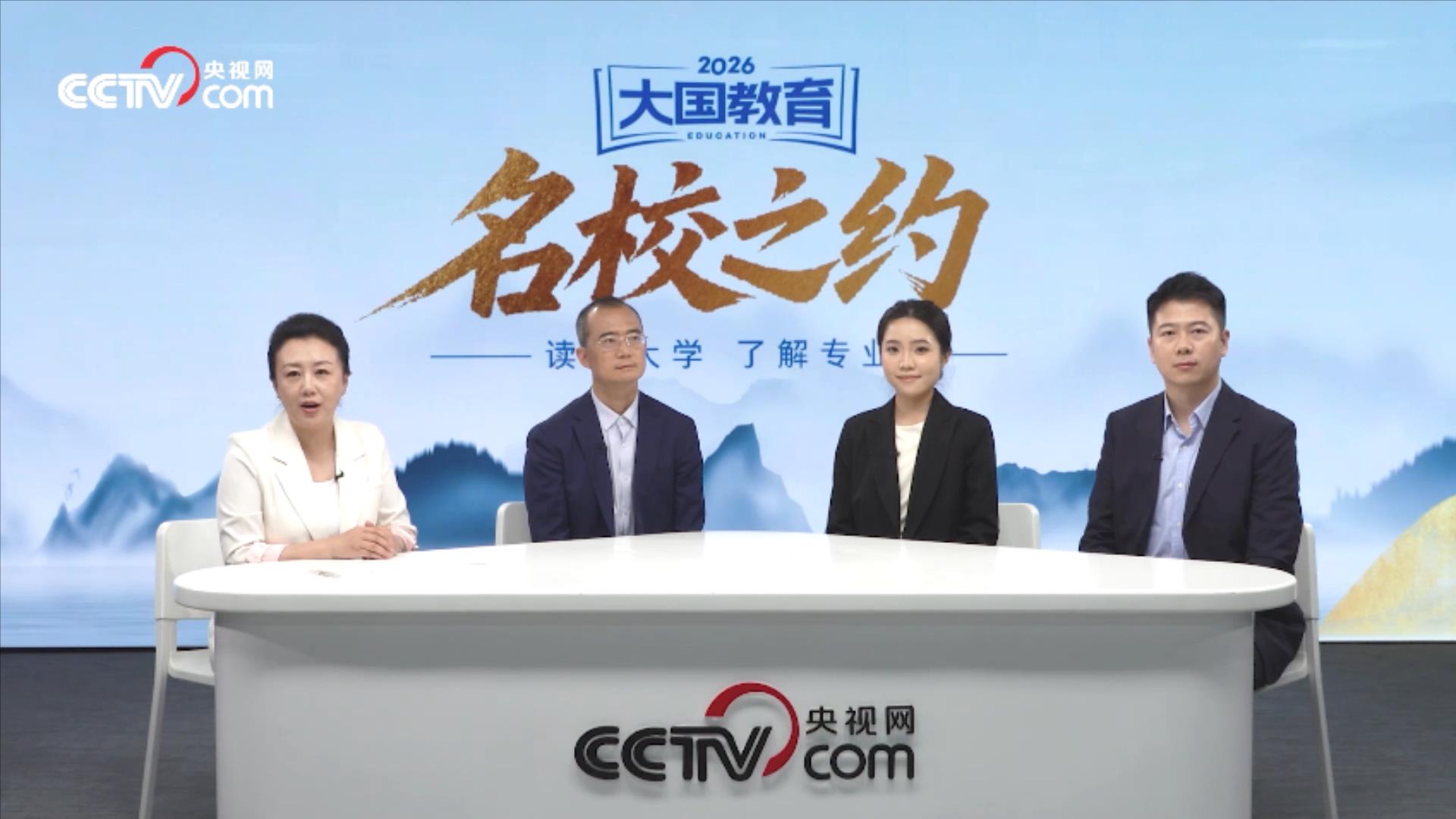 解放军歼击机轰炸机跨海峡奔袭迫近台岛