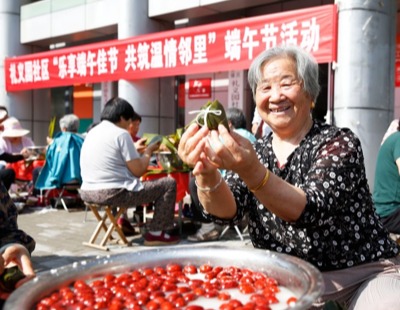 张本智和模仿樊振东模仿姆巴佩
